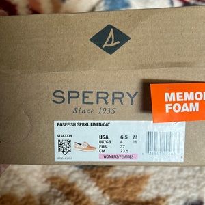 Sperry rosefish sparkle linen/oat. New in box. Size 6.5